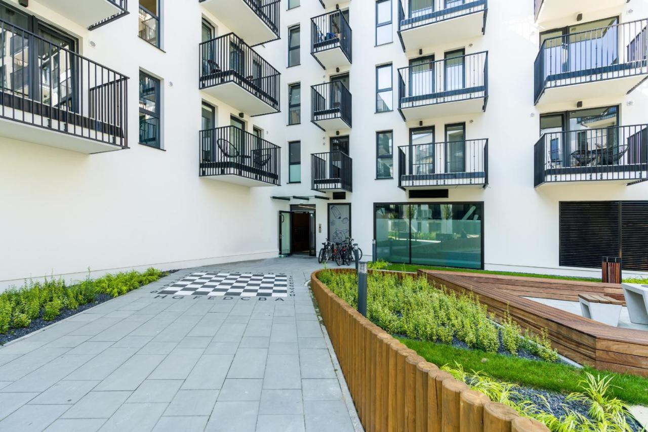 Esencja Apartments With Free Parking Garbary 104 By Noclegi Renters Poznań Exterior foto