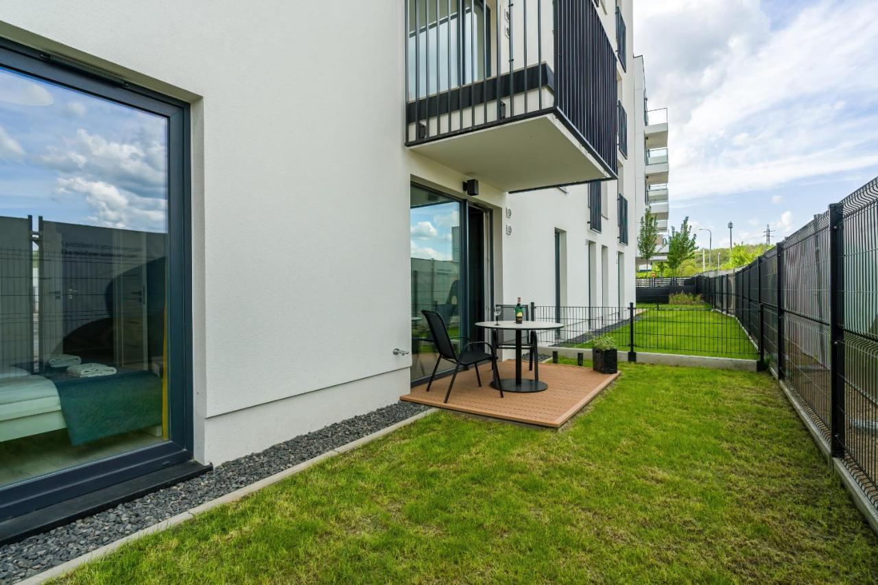 Esencja Apartments With Free Parking Garbary 104 By Noclegi Renters Poznań Exterior foto