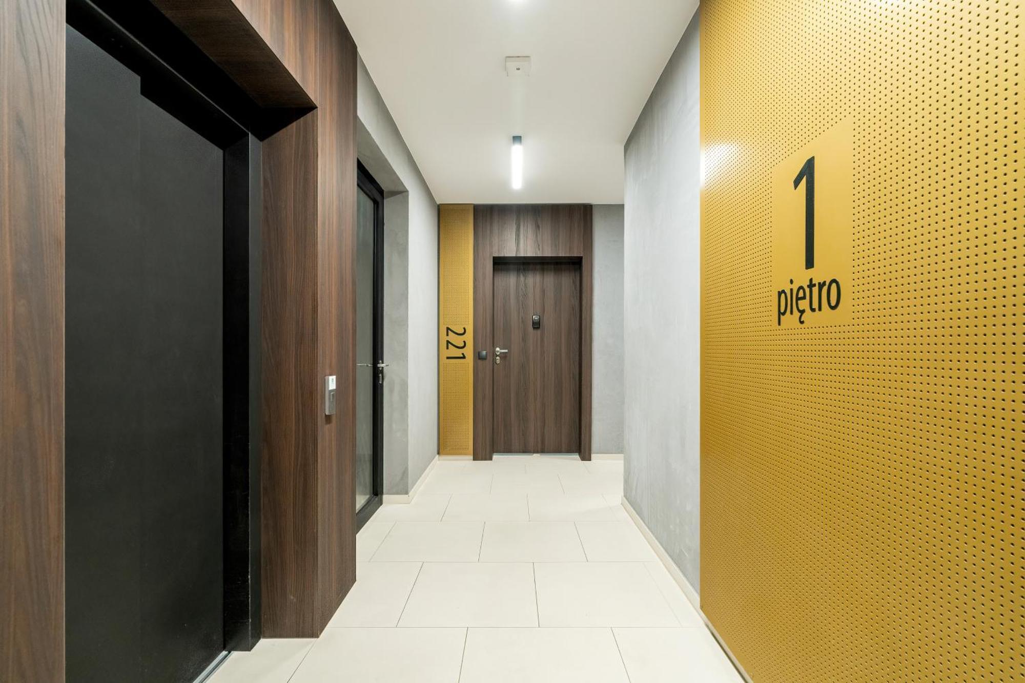 Esencja Apartments With Free Parking Garbary 104 By Noclegi Renters Poznań Exterior foto
