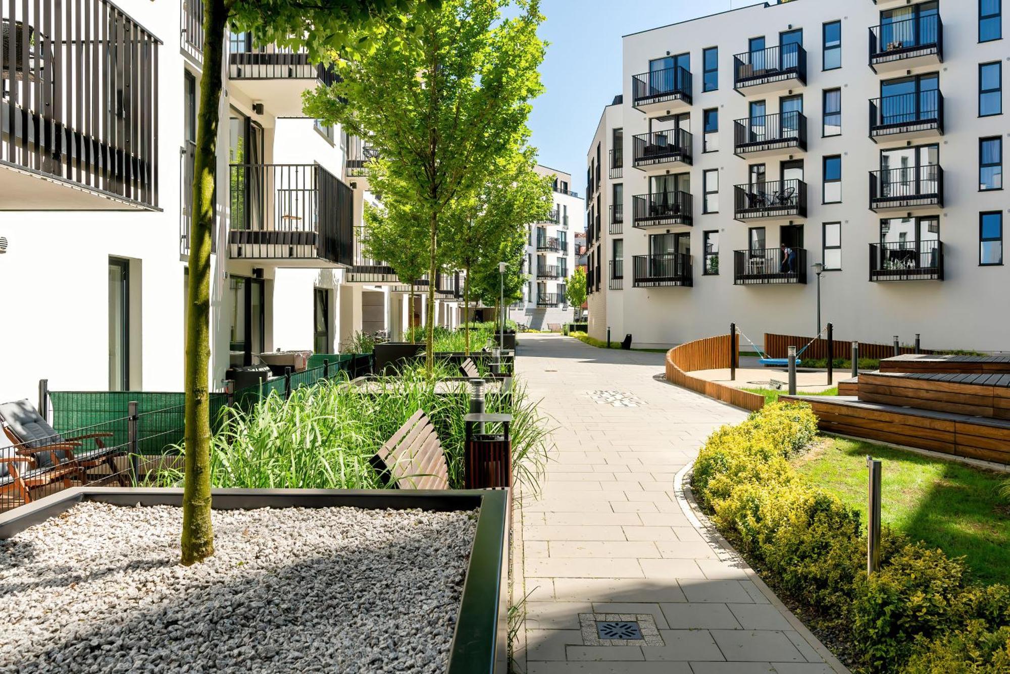 Esencja Apartments With Free Parking Garbary 104 By Noclegi Renters Poznań Exterior foto